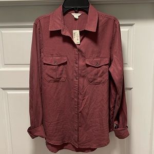 NWT Aeropostale Women’s Button Down Shirt- Medium